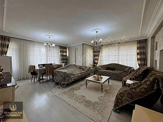 EMEK MAHALLESİNDE SATILIK 3+1 FULL BAKIMLI DAİRE